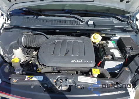 2014 Chrysler Town & Country S from USA, damaged, VIN 2C4RC1HG3ER368143